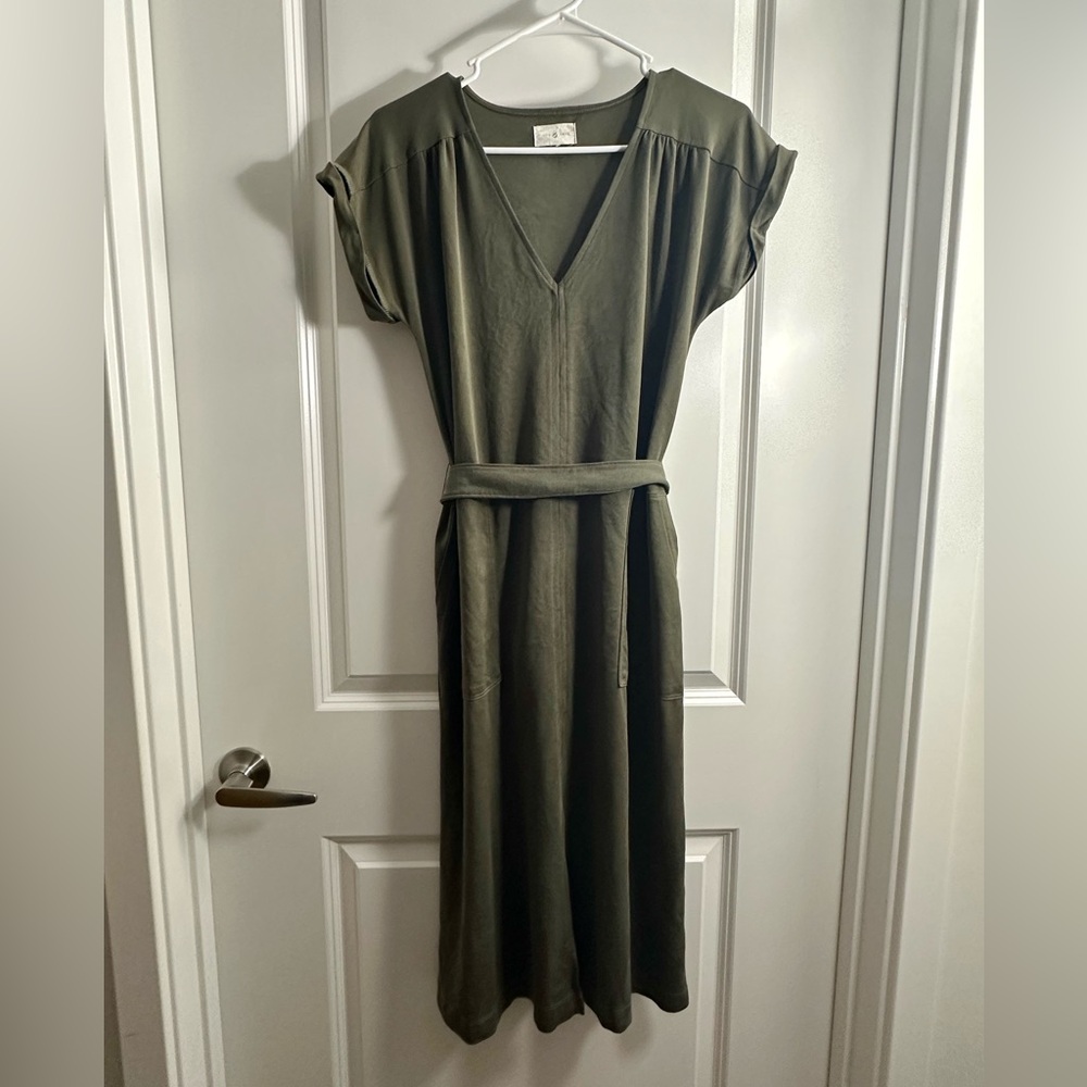 Loft Lou & Grey Olive Green Dress